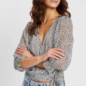 Women's Abercrombie & Fitch Wrap Tie Front Blouse White With Black Specks Size S